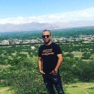 Meet your Posher, Faisal